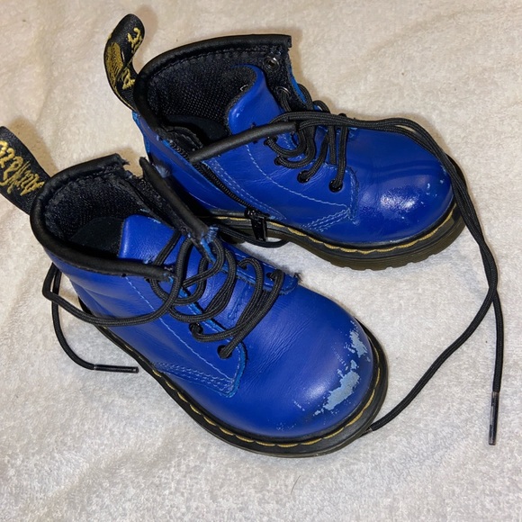 baby blue doc martens